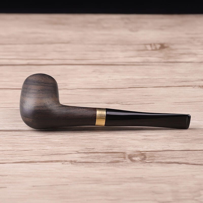 ebony tobacco pipe