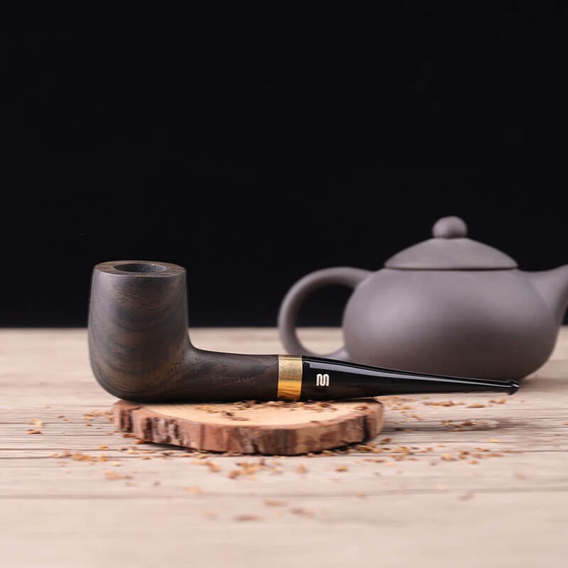 ebony tobacco pipe