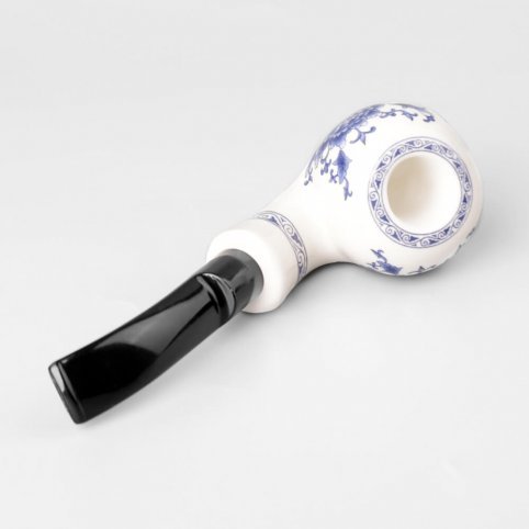 ceramic smoking pipe