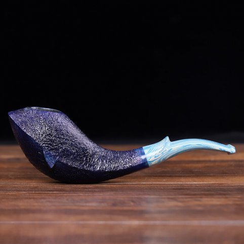 Sandblasted Blue Whale Pipe