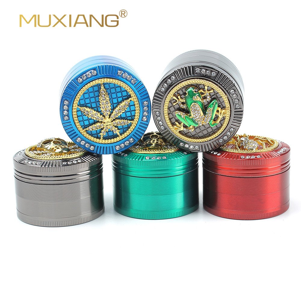 Molinillo de hierbas de metal 4 piezas con recogedor de kief