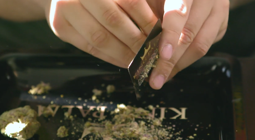  grind weed with a credit card