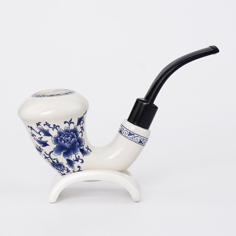 Ceramic pipe with pipe rack
