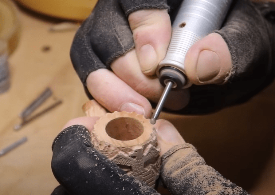 Pipe Bowl Carving