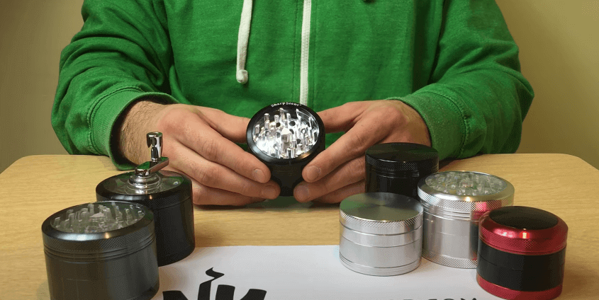 How To Use Herb Grinder